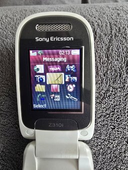 Sony Ericsson Z310i - 2