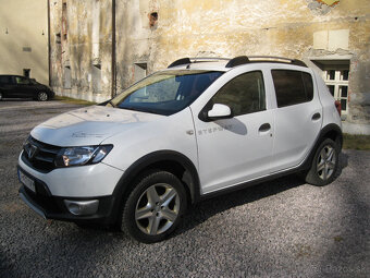 Dacia sandero - 2