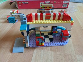 Lego Friends Bistro - 2