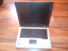 Acer Aspire 3000 - 2