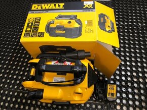 Průmyslový Aku. vysavač DeWalt 18V DCB584L-QW přenosný - 2