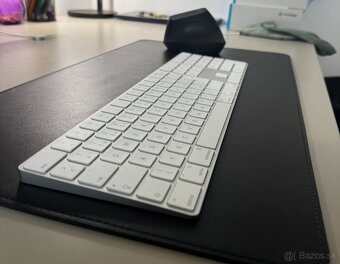 Apple Magic Keyboard s číselnou klávesnicou, strieborná – SK - 2