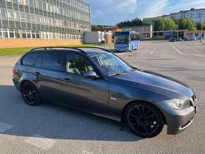 BMW 320D Touring - 2