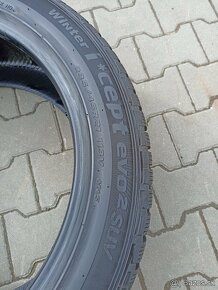 Zimné pneu Hankook Winter Icept Evo 285/45 R21 - 2