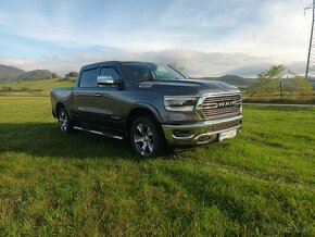 Dodge ram 1500 laramie - 2