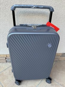 Palubný kufor MIxI Carry On 20”  35x22,5x49 - 2