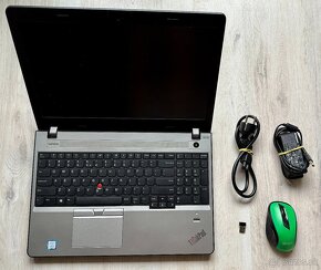 Lenovo ThinkPad E570 - i5 / 1TB HDD / 8GB DDR4 / WIN 11 - 2