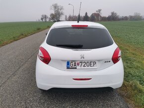 Predám Peugeot 208 1.2 benzín 60kw - 2