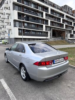 Honda accord 2.2d - 2