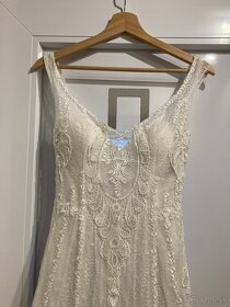 Čipkované svadobné šaty Lillian West - 2