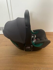 Autosedačka Romer Britax Baby Safe iSense - 2