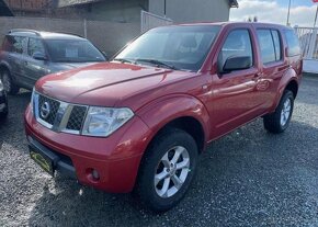 Nissan Pathfinder 2.5 DCi 4x4 nafta manuál 126 kw - 2