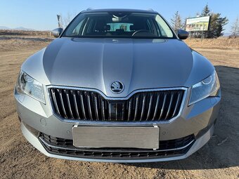 Škoda Superb Combi 2.0 TDI Ambition DSG - 2