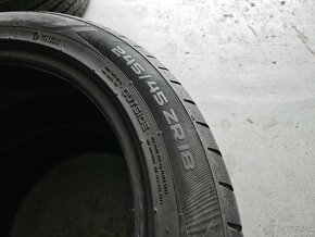 2x letné pneu 245/45r18 - 2