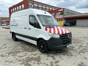 Prenájom skriňovej a plachtovej dodávky Mercedes Sprinter - 2