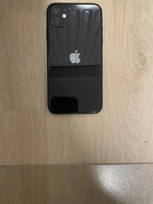 iPhone 11 64GB - 2