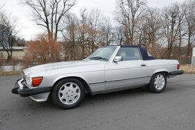 Mercedes-Benz 560 SL R107 1986r. - 2