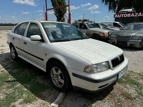 Škoda octavia 1.6i - 2