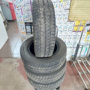 215/65R15 104/102T, Uniroyal, SNOW MAX 3 - 2