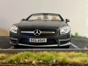 1:18 Mercedes-Benz SL65 AMG (R231) - MAISTO - 2