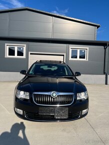 Škoda Superb 2.0TDI 4x4 panorama,ťažné,xenon - 2