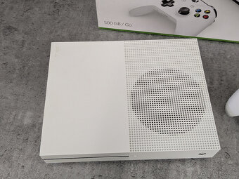 Xbox One S 500GB, 1 ovládač - 2