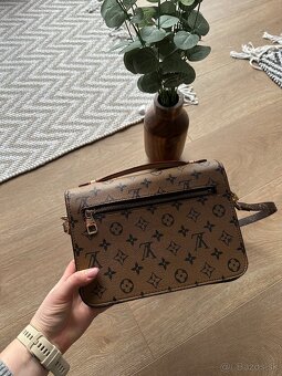 Louis Vuitton - 2