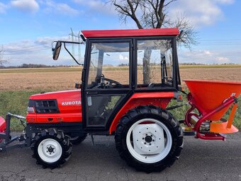 Japonský traktor KUBOTA GL 21 Diesel 3 válec, 21HP - 2