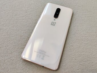 Oneplus 7 Pro.  8gb/256gb.  Smotanová pekná metalíza. - 2