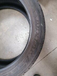 225/45r19 - 2