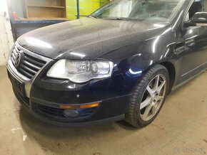 Rozpredam Volkswagen Passat B6 2,0tdi 103kw farba cierna - 2