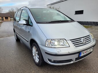 predám Volkswagen Sharan 1.9 TDI Highline - 2