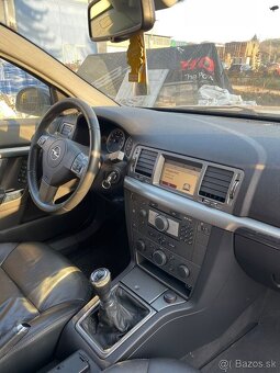 Opel Vectra 2008 2.2 benzin 114kw - 2