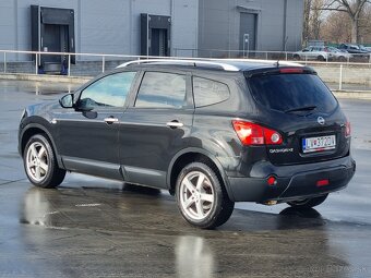 Nissan Qashqai 4x4  7 miestne - 2