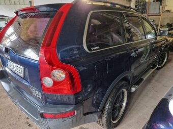 rozpredam Volvo XC90 D5 AWD 2,4 2004, automat, 120 kw motor - 2