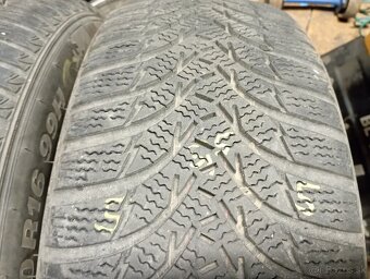 2ks zimne 215/60R16 Kumho - 2