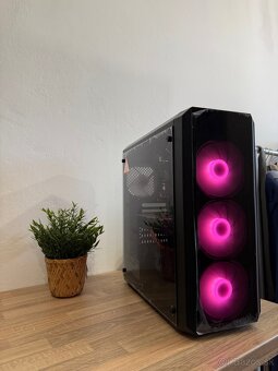 Herne pc rx 580, i5, ssd, Win 10, RGB - 2