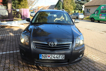 Toyota Avensis II 2.0 D-4D Wagon - 2