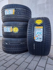 305/30R20 103W XL Zimné Pirelli Sottozero3 - 2