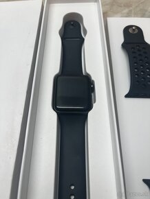 Hodinky apple watch series 3 42mm. - 2