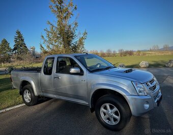 Isuzu D-Max 2.5 Td 136ps • 4x4 • manuál • SingleCab • 4M • - 2