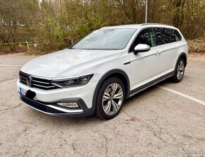 Volkswagen Passat Alltrack 2.0 TDI SCR 4Motion DSG - 2