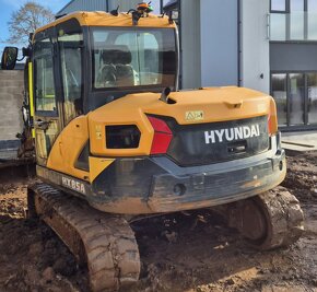 Hyundai HX85A 2021 2800 mth 57000€ bez DPH - 2