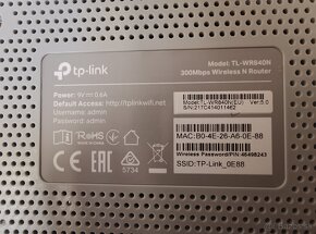 TP-Link TL-WR840N router - 2