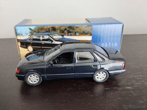 zberateľský model auta Ford Scorpio schabak 1:24 nie 1:43 - 2