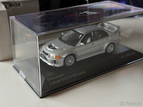 Whitebox Mitsubishi Lancer EVO V 1:43 limitka - 2