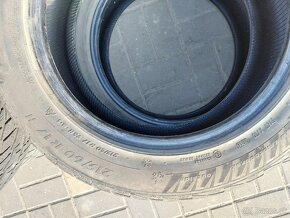 Predám 4ks zimné pneumatiky 215/60R17 96H - 2