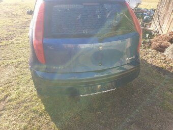 Fiat punto na diely nie v celku - 2