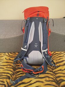 Turisticky batoh Deuter Guide Lite 30+ - 2