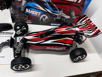 nová buggy Traxxas Bandit 1:10 - 2